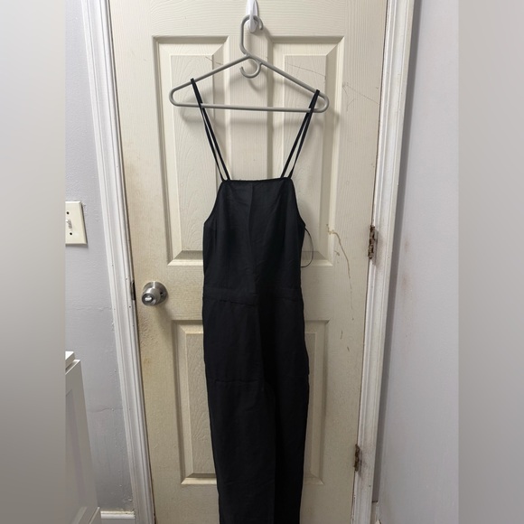 ❤️ Abercrombie & Fitch Tie Back Jumpsuit - Picture 3 of 4